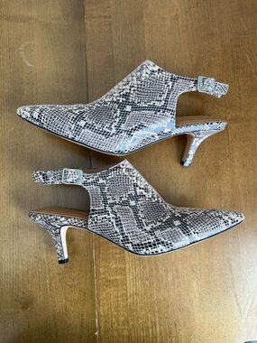 Corso Como Snakeskin Sling-back kitten heel Size 8.5